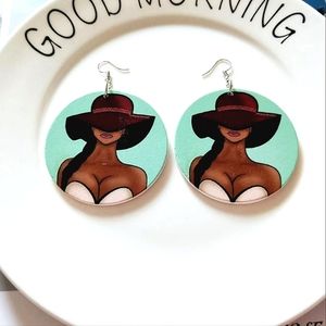 Beyoncé Style Earrings Black Queen